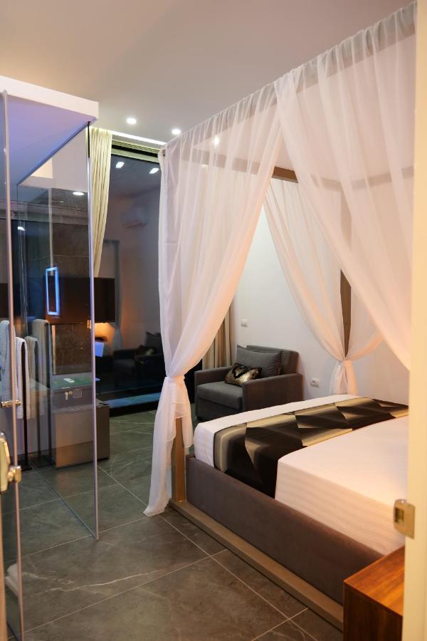 Nili Deluxe Otel Saranda Dış mekan fotoğraf