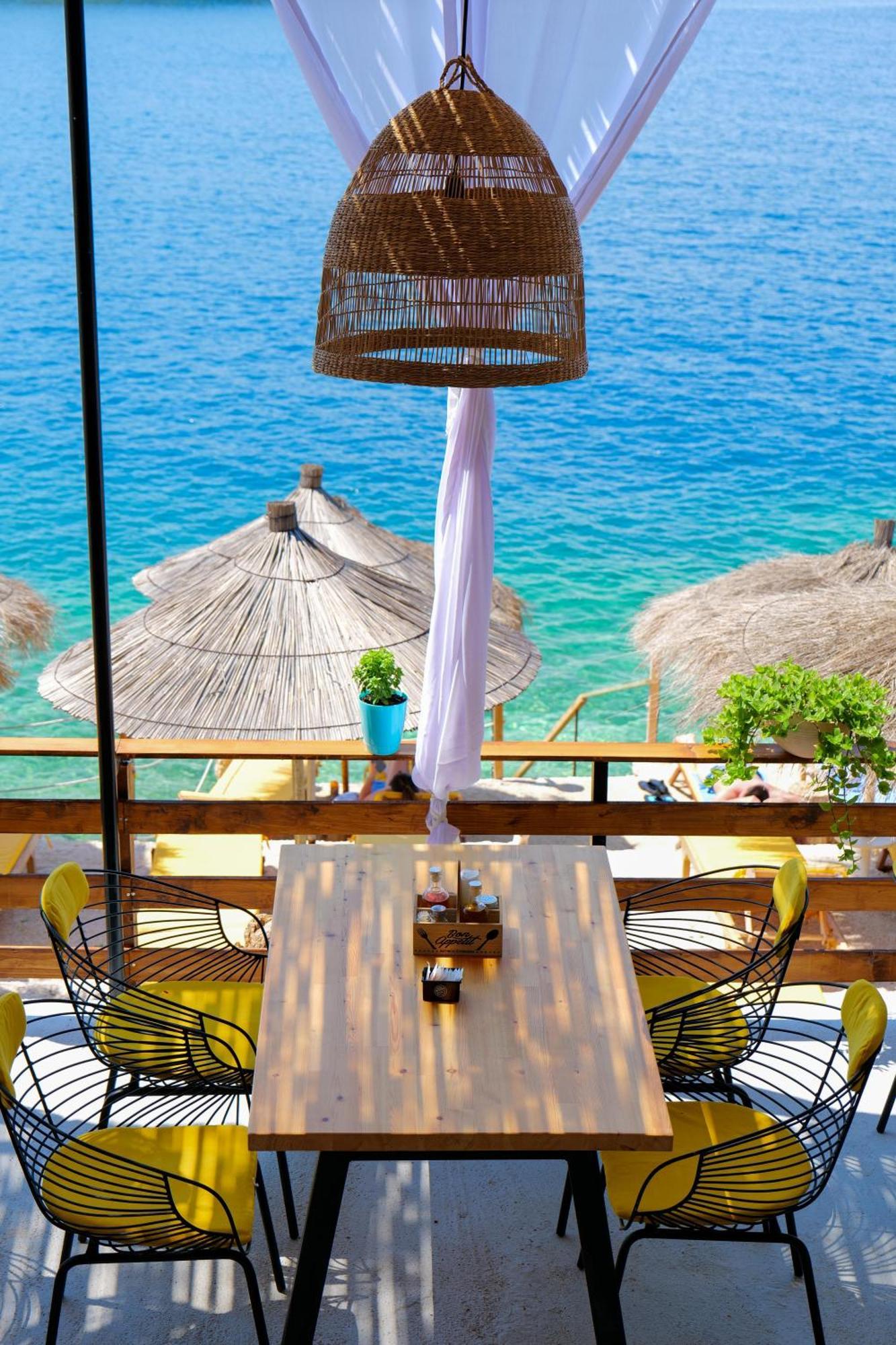 Nili Deluxe Otel Saranda Dış mekan fotoğraf