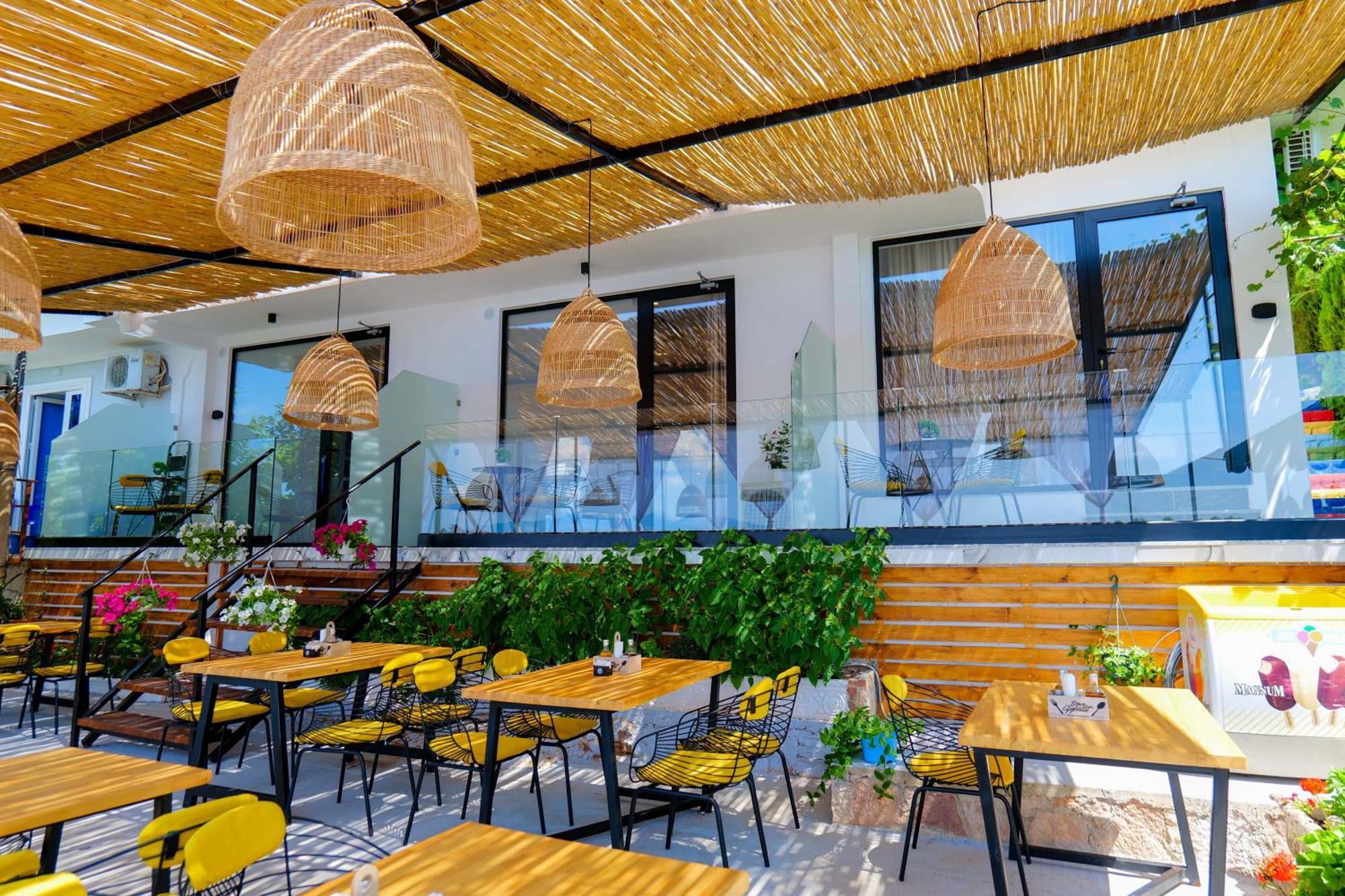 Nili Deluxe Otel Saranda Dış mekan fotoğraf